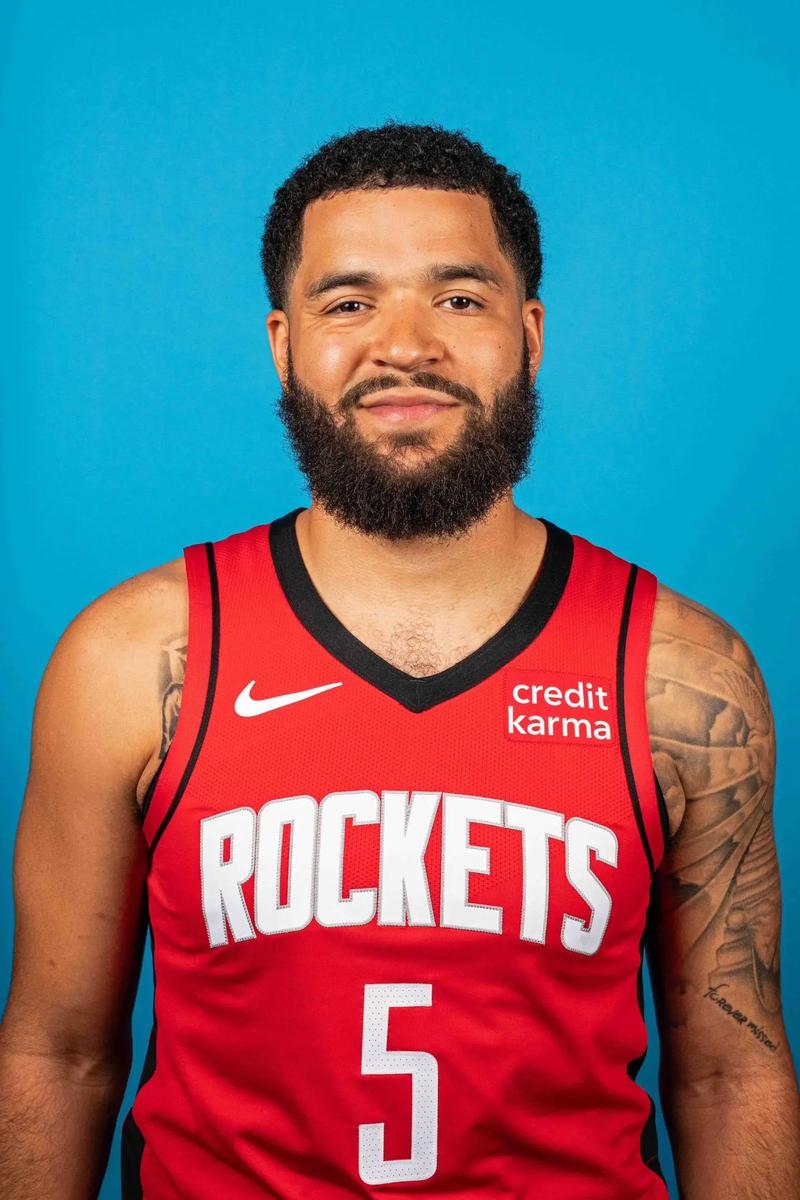 高风险高回报！凯尔特人欲10换1交易豪赌浓眉，组建四巨头冲冠（凯尔特人拟10换1豪赌浓眉，组建四巨头冲冠，风险与回报并存）