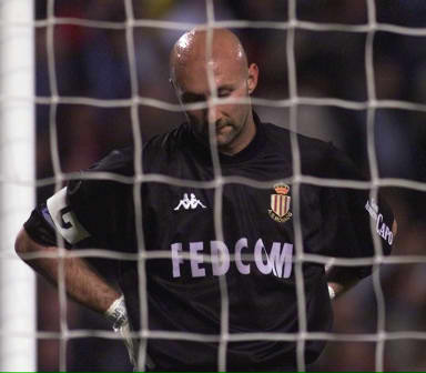 孙继海：邵佳一是现阶段适合担任国足主帅的人（孙继海：当下执教国足最合适的人选是邵佳一）