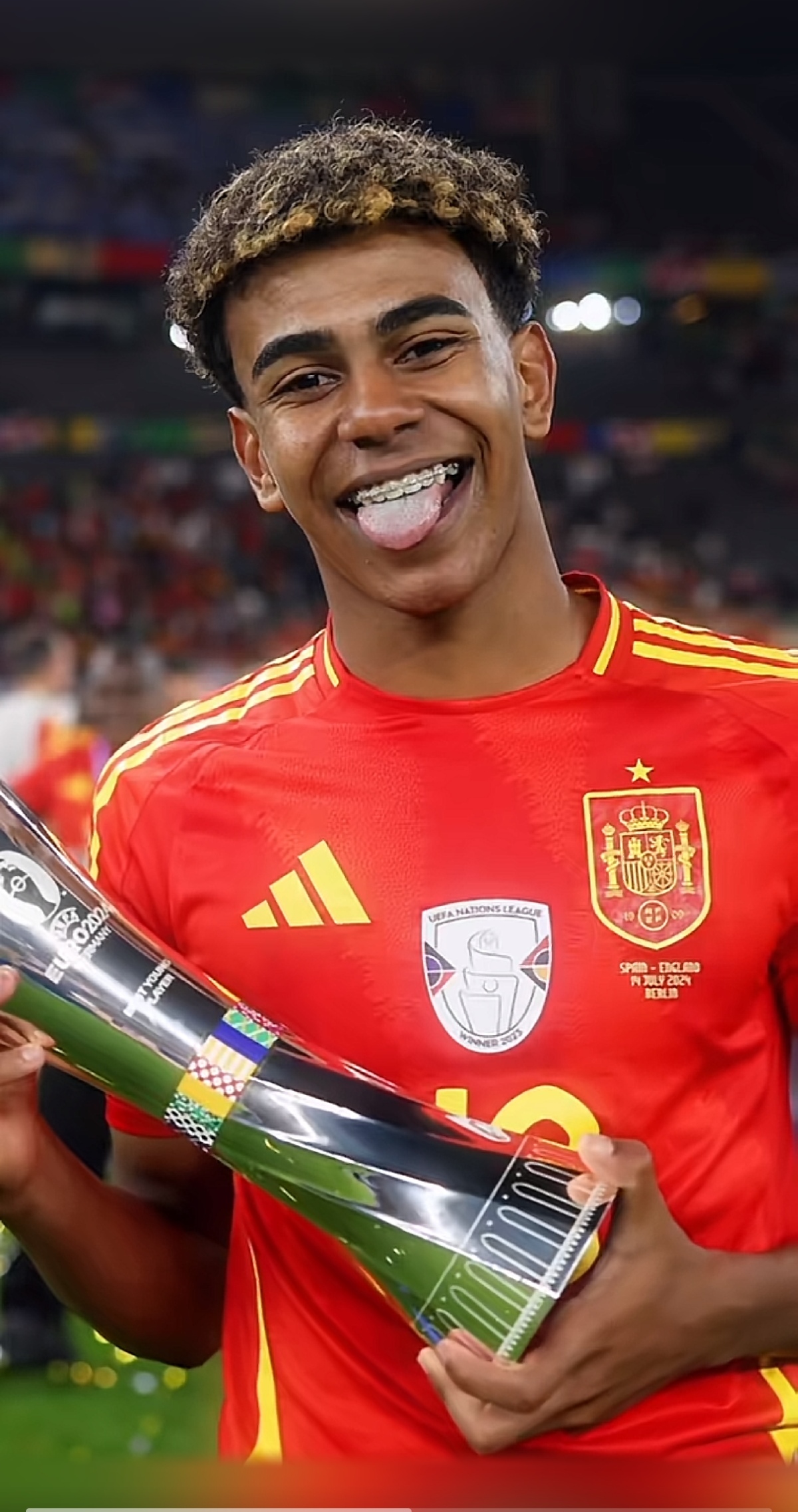 喜忧参半：队报盘点法国国脚们近一个月的表现（状态参差：队报梳理法国国脚近月表现）