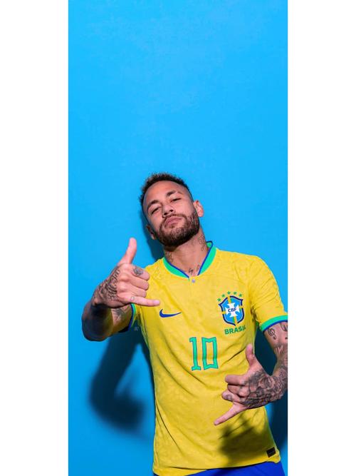 2025／26赛季英超：半个赛季过去了，今夏从德甲转战英超的三位高中锋谁表现最好（英超2025／26半程观察：今夏自德甲来投的三位高中锋谁最抢眼）